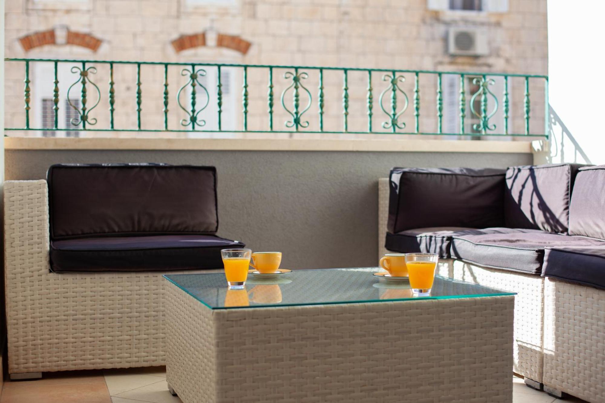 Apartment Apartment City Strand Makarska